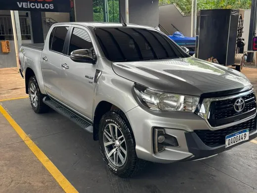 Toyota Hilux CD SRV 4x4 2.7 Flex 16V Aut.