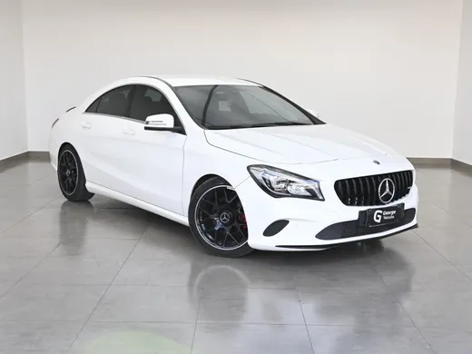 Mercedes CLA-180 1.6 16V 122cv Aut.