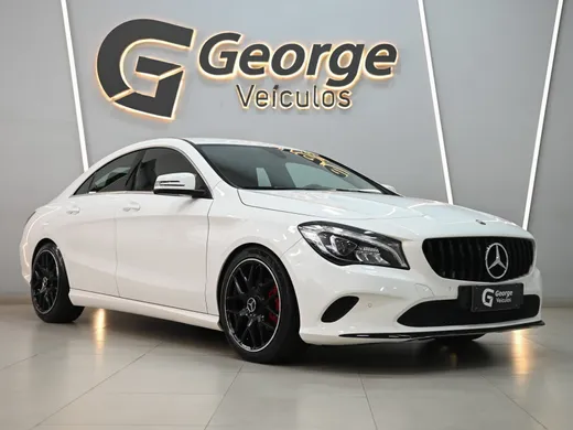 Mercedes CLA-180 1.6 16V 122cv Aut.