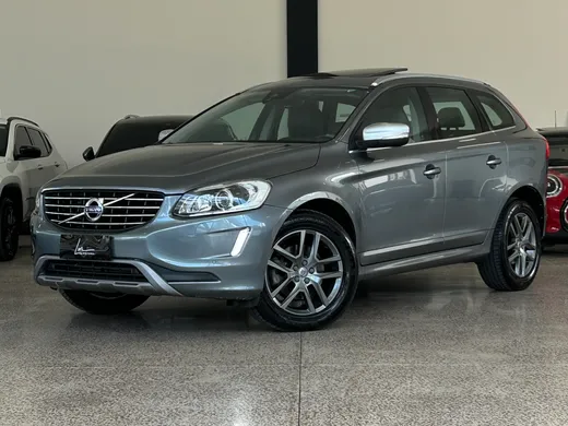 Volvo XC 60 T-5 MOMENTUM 2.0 245cv FWD 5p