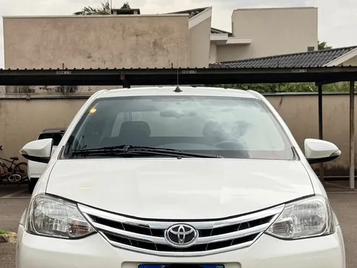 Toyota ETIOS PLATINUM Sed. 1.5 Flex 16V 4p Mec.