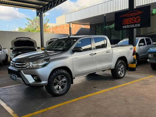Toyota Hilux CD SRV 4x4 2.8 TDI Diesel Aut.