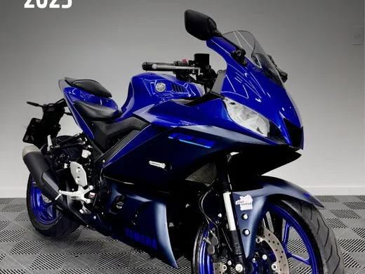 YAMAHA YZF R-3 321/ABS