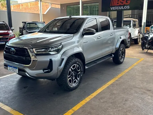 Toyota Hilux CD SRX Plus 4x4 2.8 TDI Die. Aut.