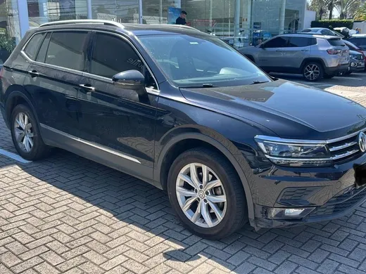VolksWagen TIGUAN Allspac Comf 250 TSI 1.4 Flex