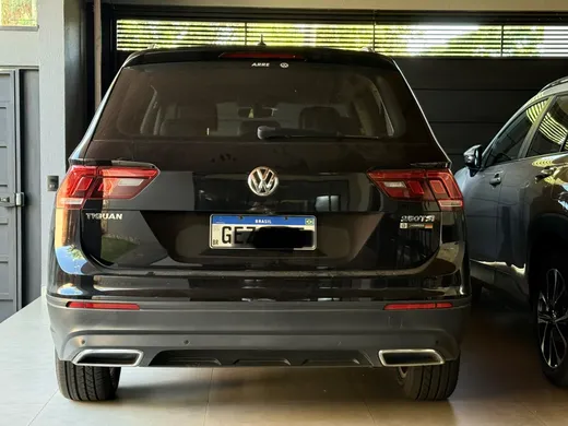 VolksWagen TIGUAN Allspac Comf 250 TSI 1.4 Flex