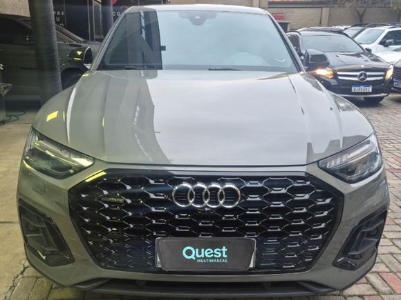 Audi Q5 SB P Black. 2.0 TFSIe S.Tr. Qt (Hib.)