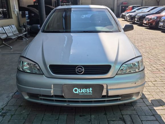 Chevrolet Astra Sedan 2.0/ CD 2.0 MPFI 8V 4p Aut.