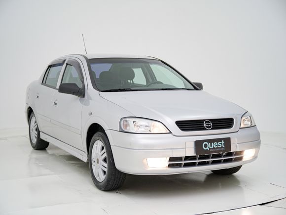 Chevrolet Astra Sedan 2.0/ CD 2.0 MPFI 8V 4p Aut.