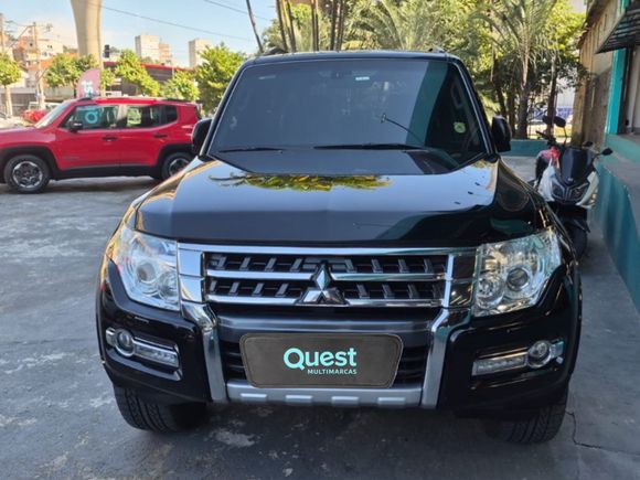 Mitsubishi Pajero HPE Full 3.2 4x4 T.I.Dies. 5p Aut