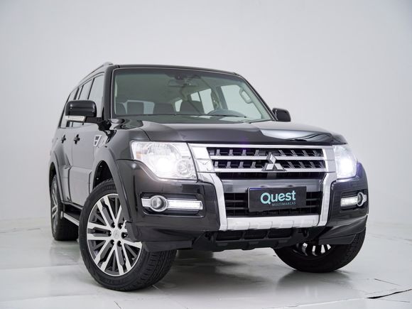 Mitsubishi Pajero HPE Full 3.2 4x4 T.I.Dies. 5p Aut