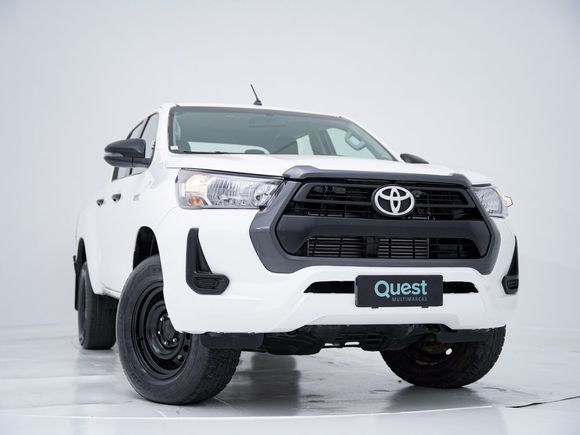 Toyota Hilux CD 4x4 2.8 Diesel Mec.