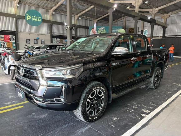 Toyota Hilux CD SRX 4x4 2.8 TDI 16V Diesel Aut.