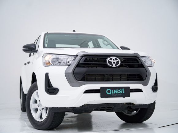 Toyota Hilux CD 4x4 2.8 Diesel Mec.
