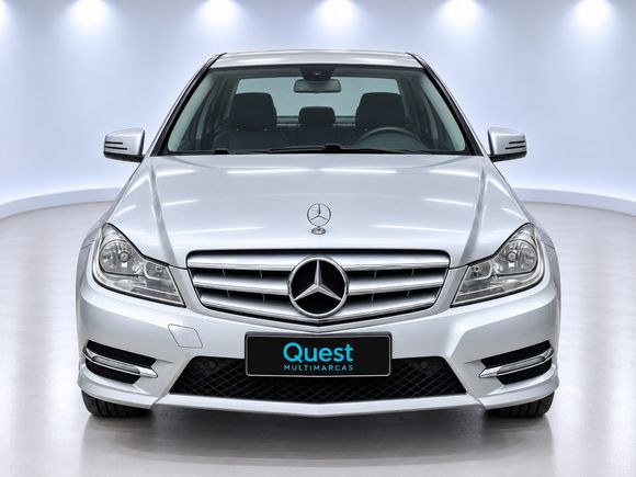 Mercedes C-180 CGI Sport 1.6 TB 16V 156cv Aut.