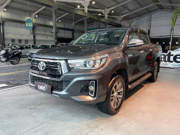 Toyota Hilux CD SRX 4x4 2.8 TDI 16V Diesel Aut.