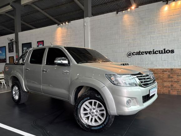Toyota Hilux CD SRV D4-D 4x4 3.0 TDI Diesel Aut