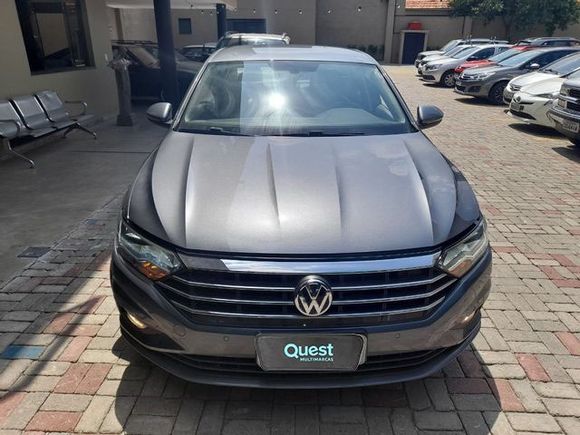 VolksWagen JETTA Comfort. 250 TSI 1.4 Flex 16v Aut.