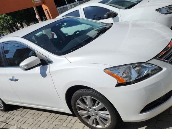 Nissan Sentra SL 2.0/ 2.0 Flex Fuel 16V Aut.