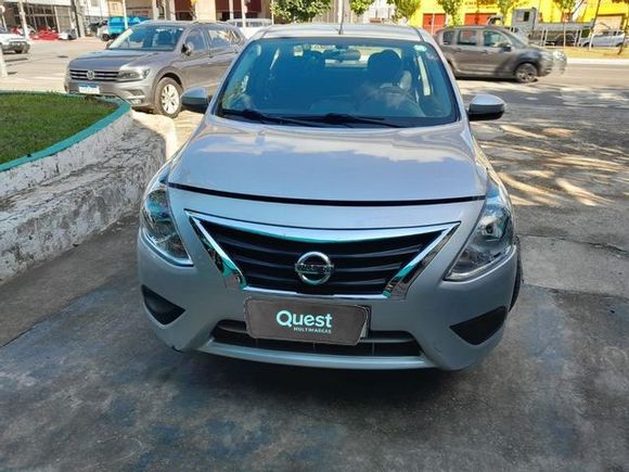 Nissan VERSA SV 1.6 16V FlexStart 4p Aut.