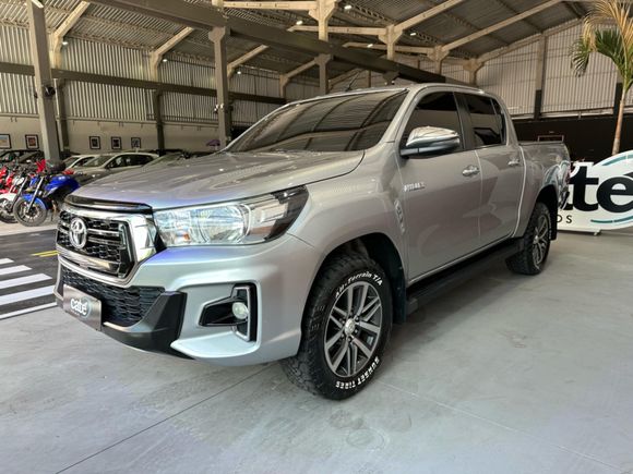 Toyota Hilux CD SRV 4x4 2.8 TDI Diesel Aut.