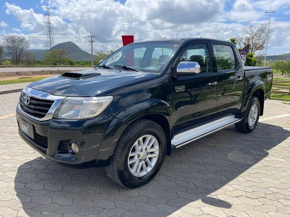 Toyota Hilux CD SRV D4-D 4x4 3.0 TDI Diesel Aut