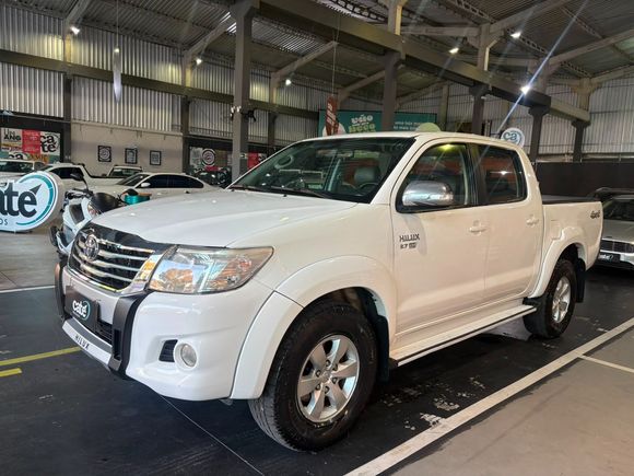 Toyota Hilux CD SRV 4x4 2.7 Flex 16V Aut.
