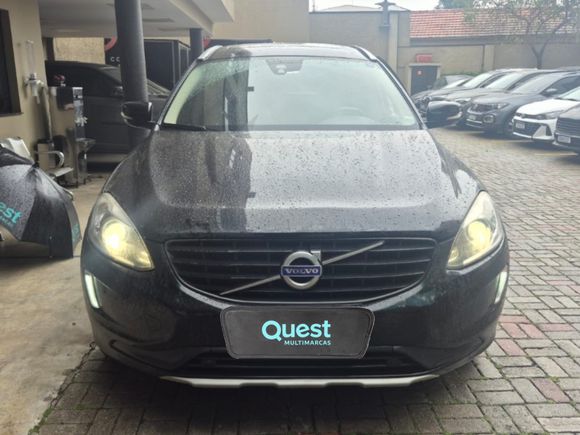Volvo XC 60 T-5 MOMENTUM 2.0 245cv FWD 5p