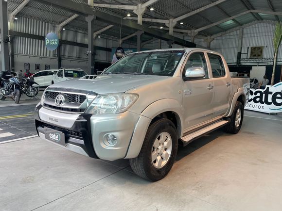 Toyota Hilux CD SR D4-D 4x4 3.0  TDI Dies.