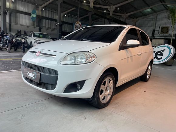 Fiat Palio ESSENCE 1.6 Flex 16V 5p