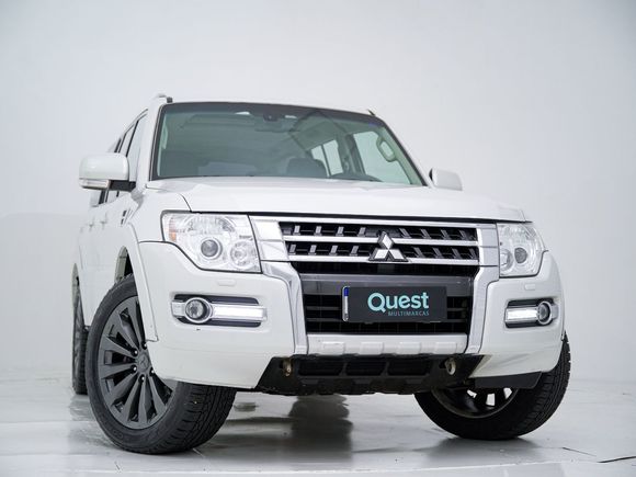 Mitsubishi Pajero HPE Full 3.2 4x4 T.I.Dies. 5p Aut