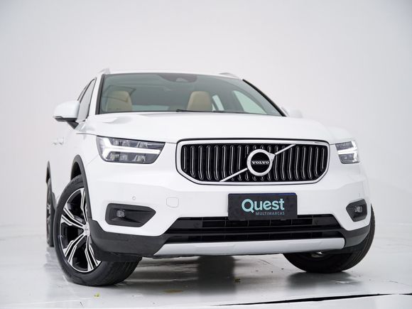 Volvo XC 40 T-5 INSCRIPTION 1.5 FWD (Híbrido)