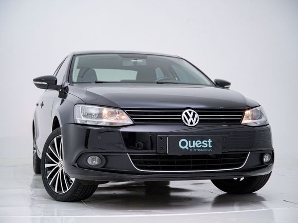 VolksWagen JETTA Comfortline 2.0 T.Flex 8V 4p Tipt.