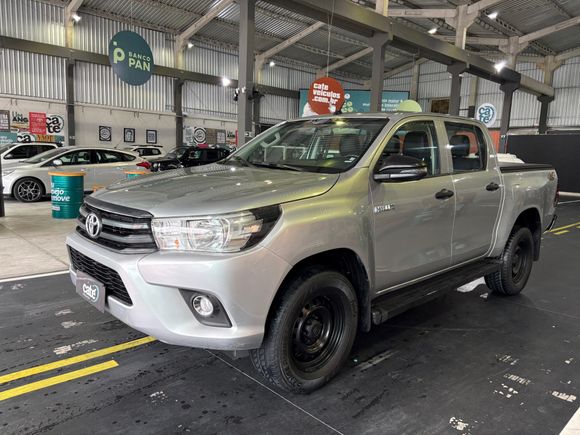 Toyota Hilux CD 4x4 2.8 Diesel Mec.