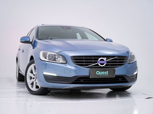Volvo V60 T-4 MOMENTUM 2.0 190cv 5p
