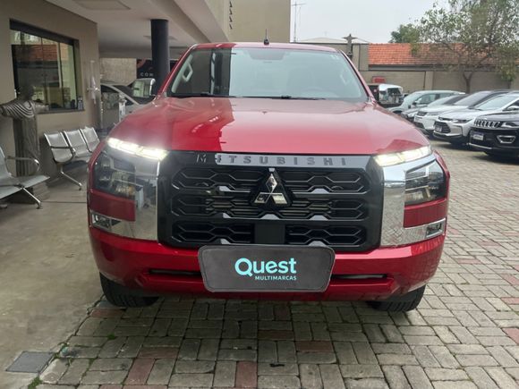 Mitsubishi Triton HPE 2.4 CD 4x4 TB Diesel Aut.