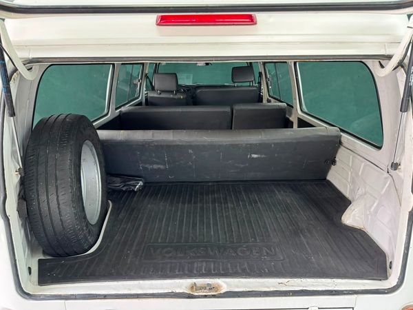 Volkswagen Kombi Standard 1.4 Mi Total Flex 8V - foto 5