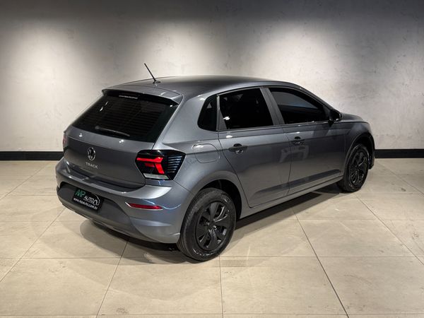Volkswagen Polo Track 1.0 Flex 12V 5P - foto 9