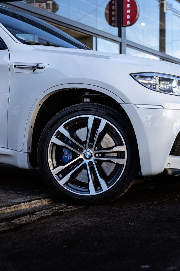 BMW X6 M 4.4 4X4 V8 32V Bi Turbo Automático - foto 11