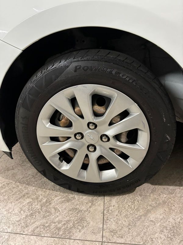Chevrolet Onix Plus Plus LT 1.0 12V Tb Flex Mec. - foto 7