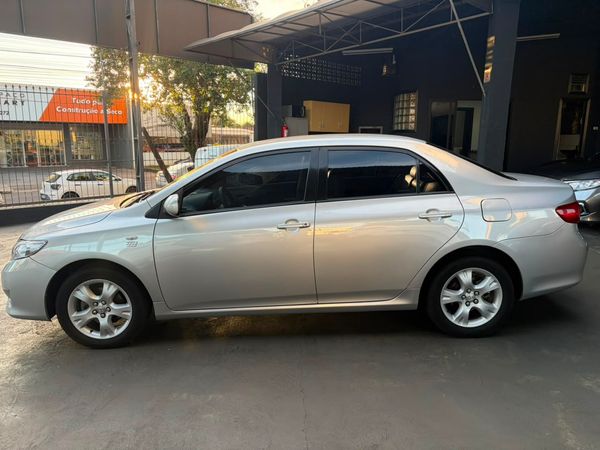Toyota Corolla GLi 1.8 Flex 16V Automático - foto 11