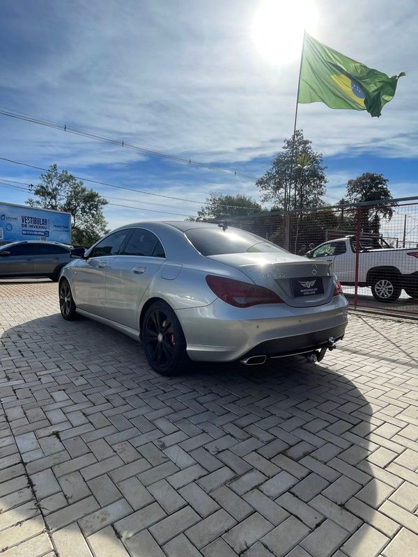 Mercedes-Benz Mercedes Cla 200 First Edition 1.6 Tb 16V Aut. Gasolina 4 Automático 1034109 Em Cascavel - foto 9
