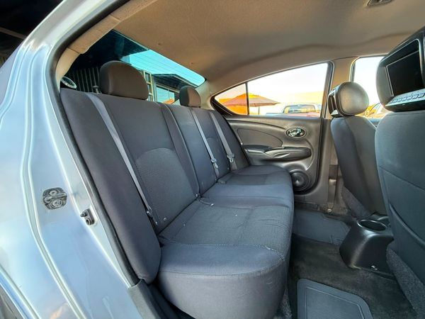 Nissan Versa Sl 1.6 16V Flex Fuel 4P Mec - foto 5