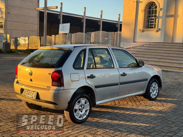 Volkswagen Gol City 1.6 Mi Total Flex 8V 4P - foto 7
