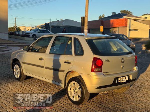 Volkswagen Gol City 1.6 Mi Total Flex 8V 4P - foto 9