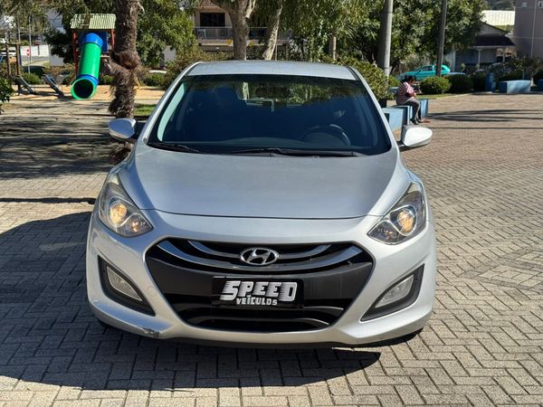 Hyundai i30 1.8 16V Automático 5P - foto 11