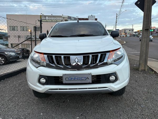Mitsubishi L200 Triton Sport Gls 2.4 Cd Diesel Aut. - foto 7