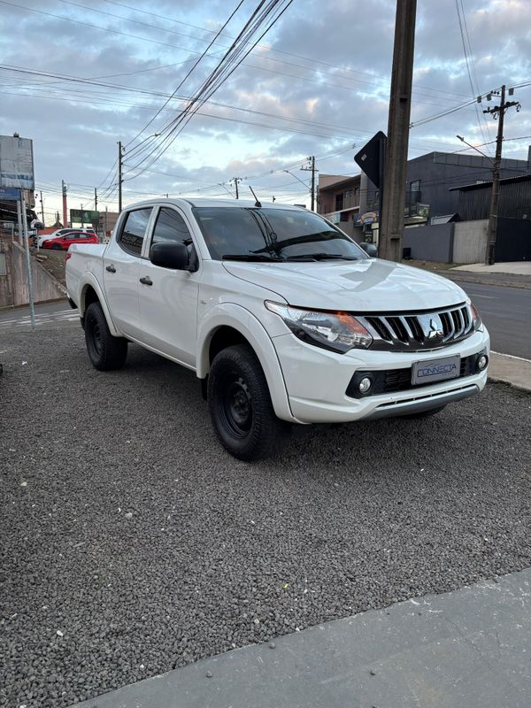 Mitsubishi L200 Triton Sport Gls 2.4 Cd Diesel Aut. - foto 9