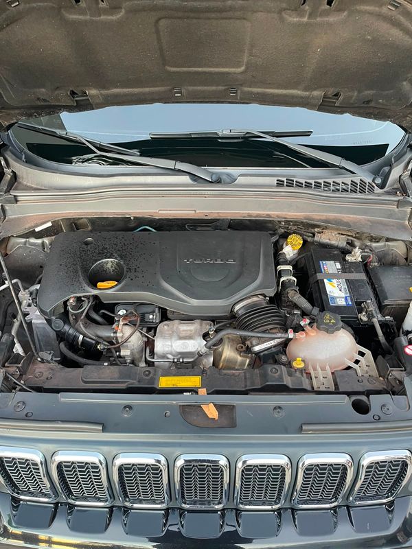 Jeep Renegade Long T270 1.3 Tb 4X2 Flex Automático - foto 5