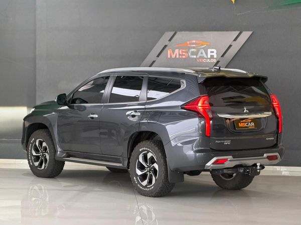 Mitsubishi Pajero Sport Hpe 2.4 4X4 Diesel Automático - foto 7